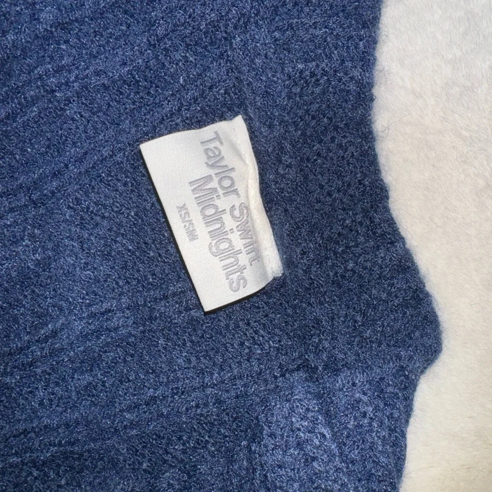 Taylor Swift Deep Blue Crewneck Sweater - Picture 2 of 11